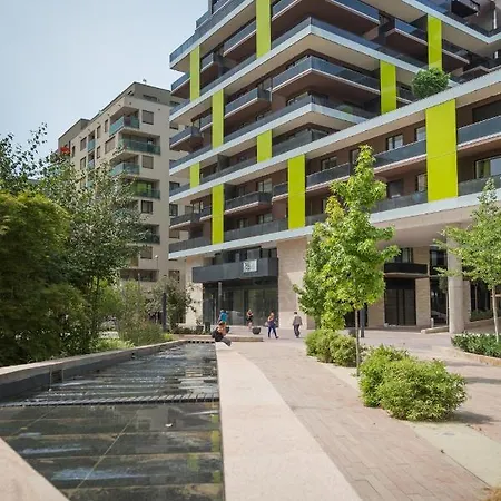 Crvn2 #freeparking * Budapesta